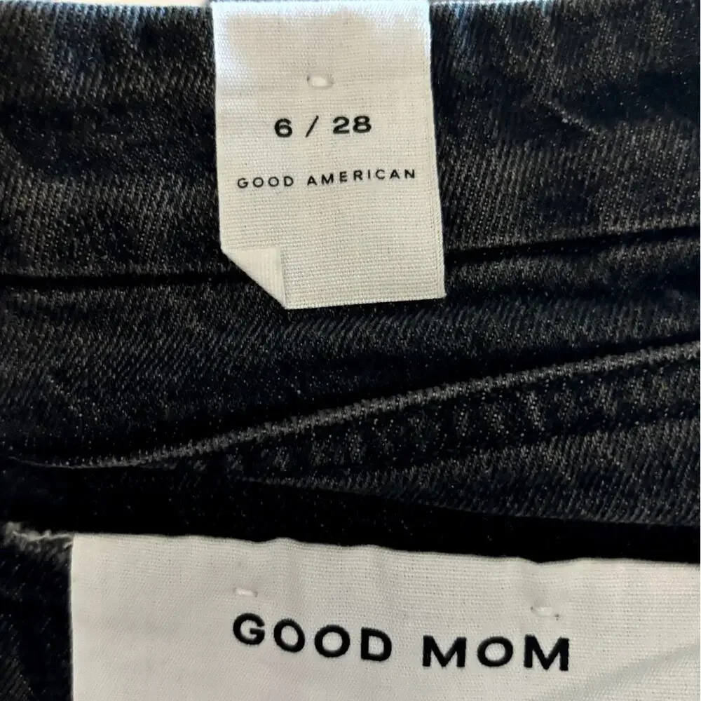 NWT Good American Good Mom Tapered Leg Jeans Women's Size 6 / 28 Black Distress
